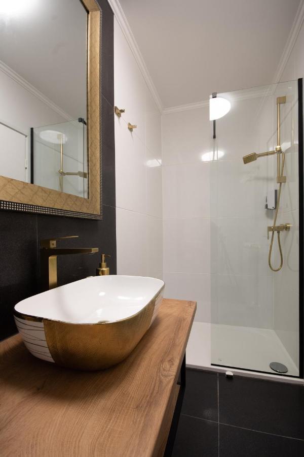 Wellness Studio D'Or - Exclusive New Apartment With Whirlpool, Sauna, Sunny Terrace, Private Parking Poreč Exteriér fotografie