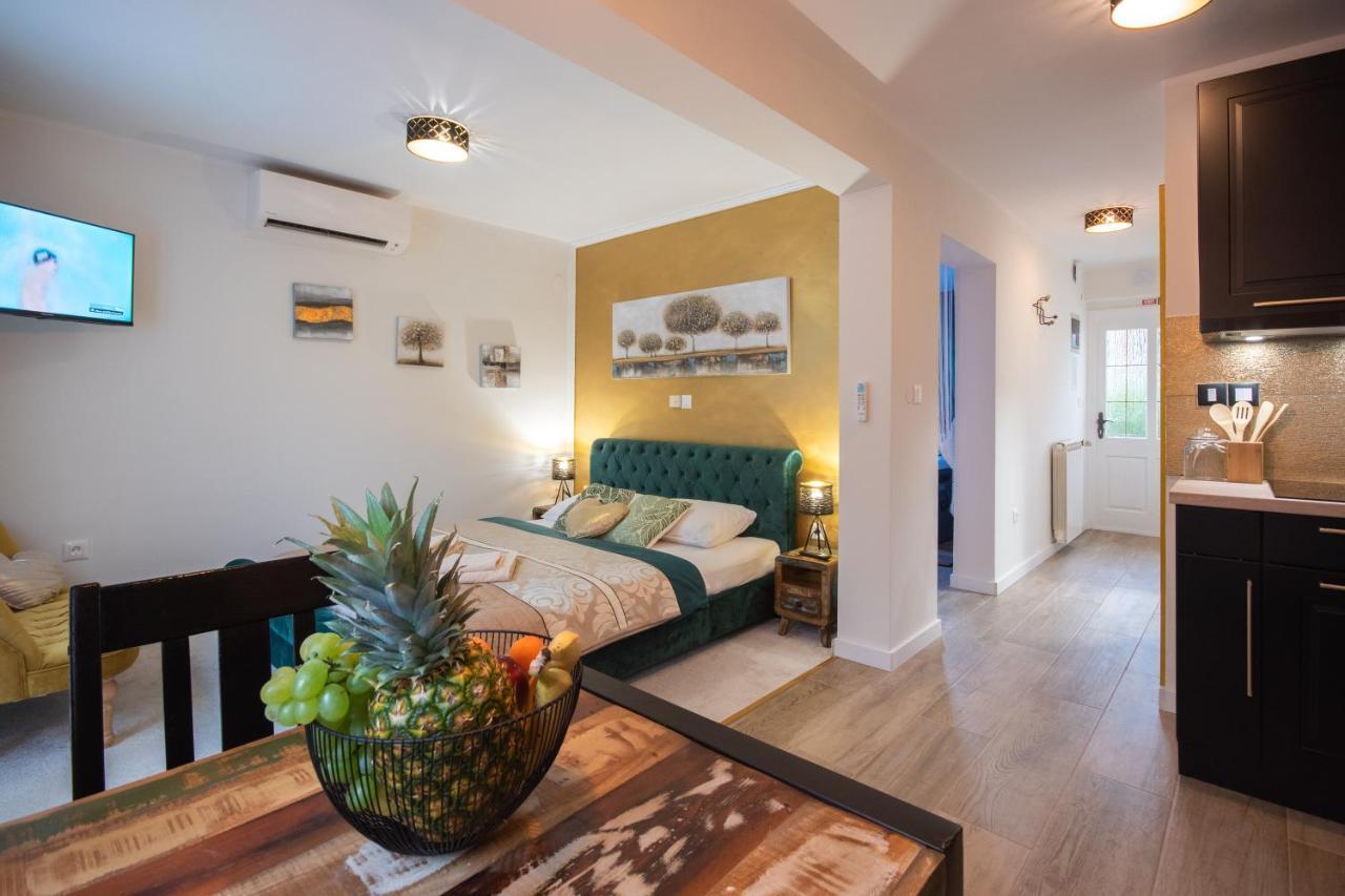 Wellness Studio D'Or - Exclusive New Apartment With Whirlpool, Sauna, Sunny Terrace, Private Parking Poreč Exteriér fotografie