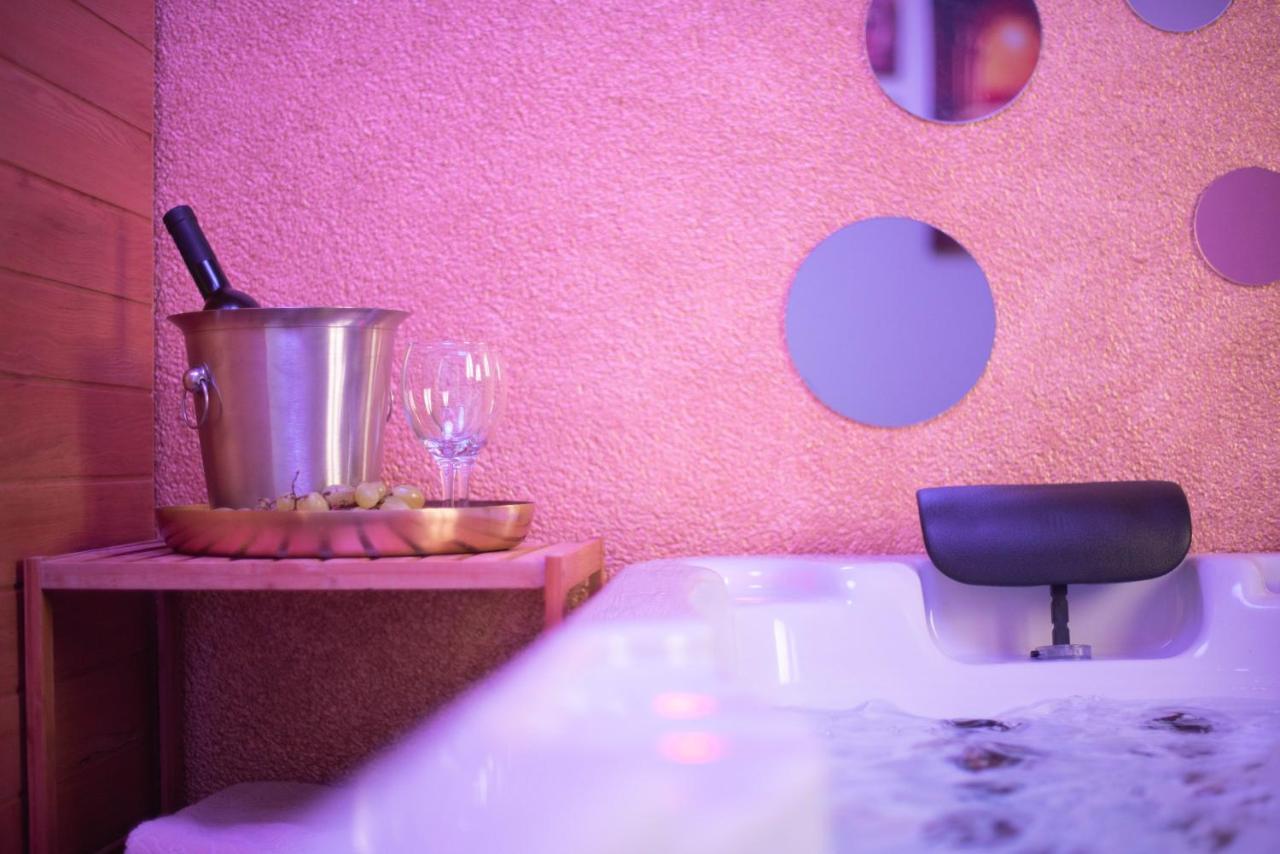 Wellness Studio D'Or - Exclusive New Apartment With Whirlpool, Sauna, Sunny Terrace, Private Parking Poreč Exteriér fotografie