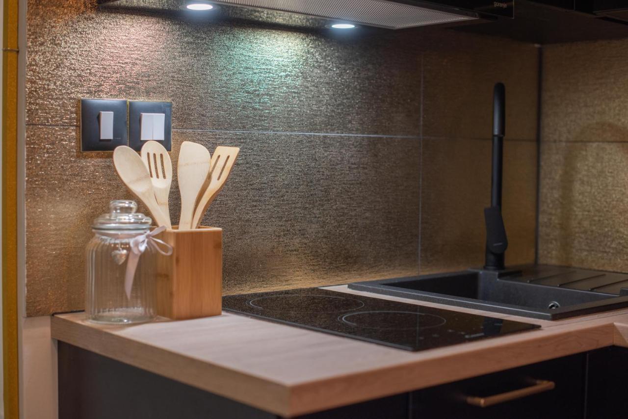 Wellness Studio D'Or - Exclusive New Apartment With Whirlpool, Sauna, Sunny Terrace, Private Parking Poreč Exteriér fotografie
